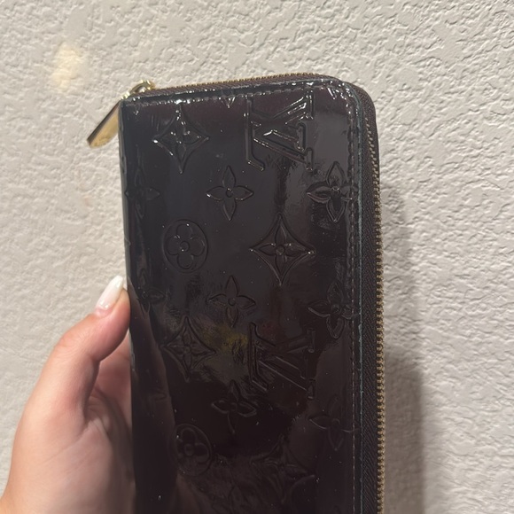 Louis Vuitton Monogram Vernis Wallet - Dark Purple/ Burgundy - Picture 3 of 8